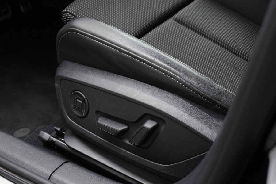 Audi A3 Sportback 35 TDI / 2x S-line/ Head-Up Display/ Bang & Olufsen Sound System/ Panoramadak/ 110kW (150PK)