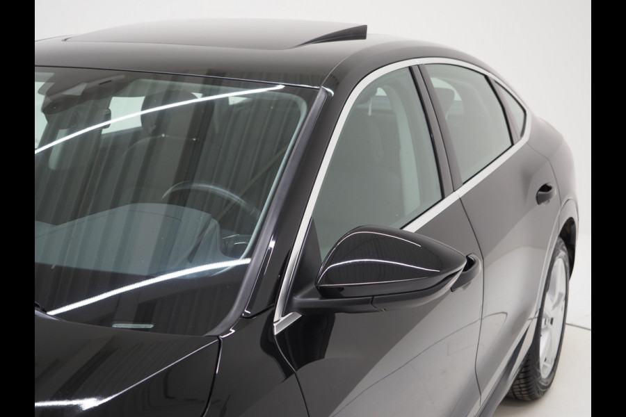 Audi e-tron Sportback 50 quattro Business edition Plus 71 kWh | Panoramadak | Luchtvering | Camera | Leder | Adaptive Cruise | Memory