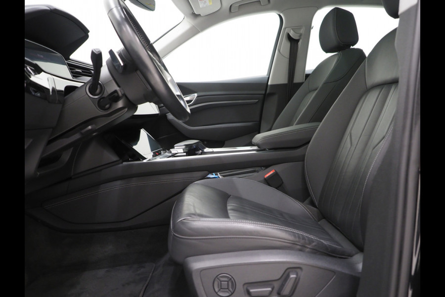Audi e-tron Sportback 50 quattro Business edition Plus 71 kWh | Panoramadak | Luchtvering | Camera | Leder | Adaptive Cruise | Memory