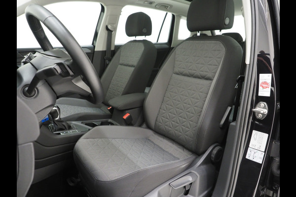 Volkswagen Tiguan 1.4 TSI eHybrid Elegance | Panoramadak | Adaptive Cruise | Dodehoekdetectie | Virtual | LED | DAB