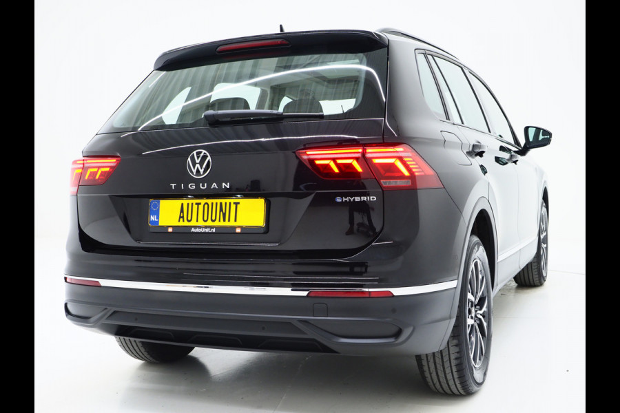 Volkswagen Tiguan 1.4 TSI eHybrid Elegance | Panoramadak | Adaptive Cruise | Dodehoekdetectie | Virtual | LED | DAB