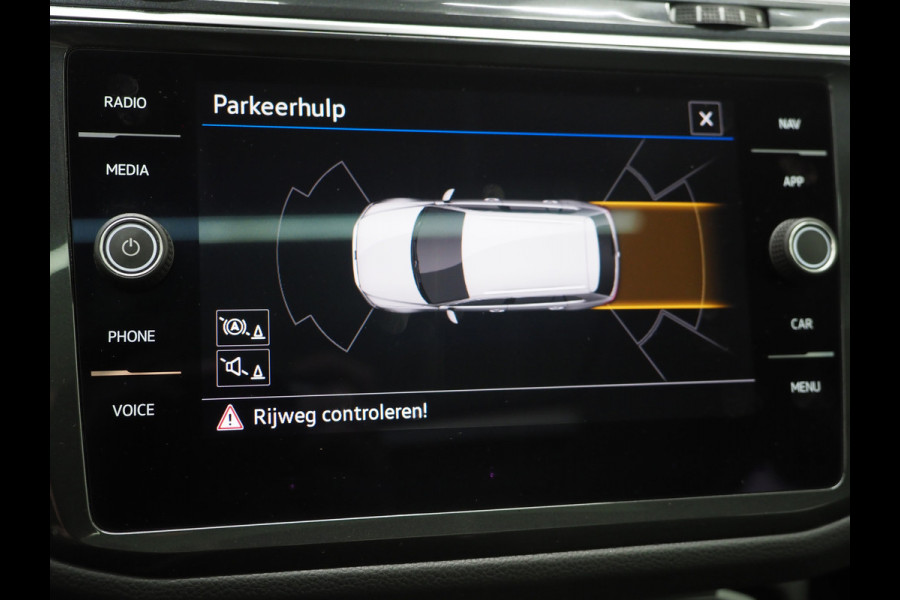 Volkswagen Tiguan 1.4 TSI eHybrid Elegance | Panoramadak | Adaptive Cruise | Dodehoekdetectie | Virtual | LED | DAB