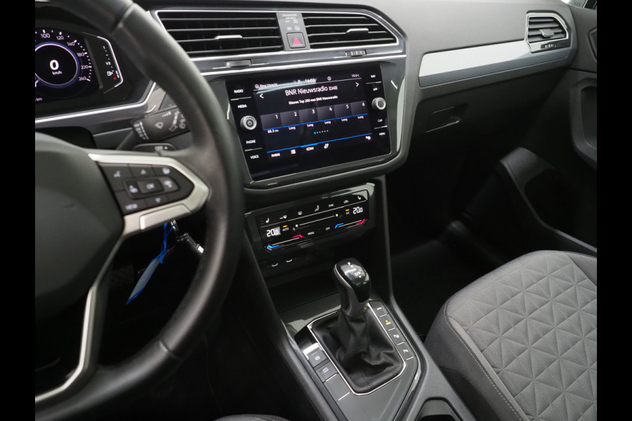 Volkswagen Tiguan 1.4 TSI eHybrid Elegance | Panoramadak | Adaptive Cruise | Dodehoekdetectie | Virtual | LED | DAB
