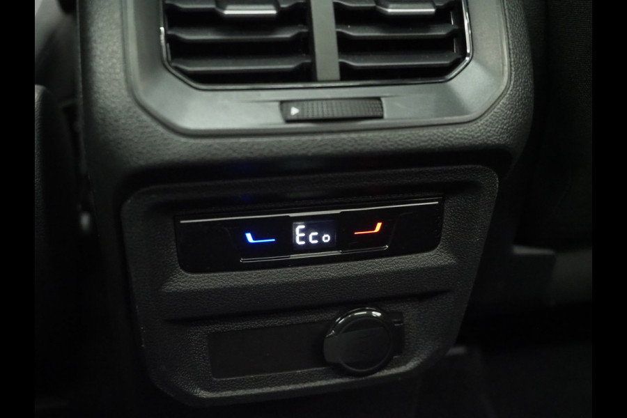 Volkswagen Tiguan 1.4 TSI eHybrid Elegance | Panoramadak | Adaptive Cruise | Dodehoekdetectie | Virtual | LED | DAB