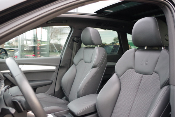 Audi Q5 55 TFSI e 367 PK Quattro Competition PHEV, Panoramadak, Camera, 21" LM