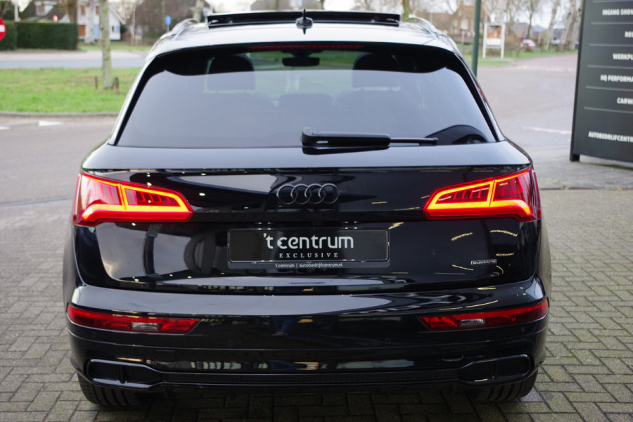 Audi Q5 55 TFSI e 367 PK Quattro Competition PHEV, Panoramadak, Camera, 21" LM