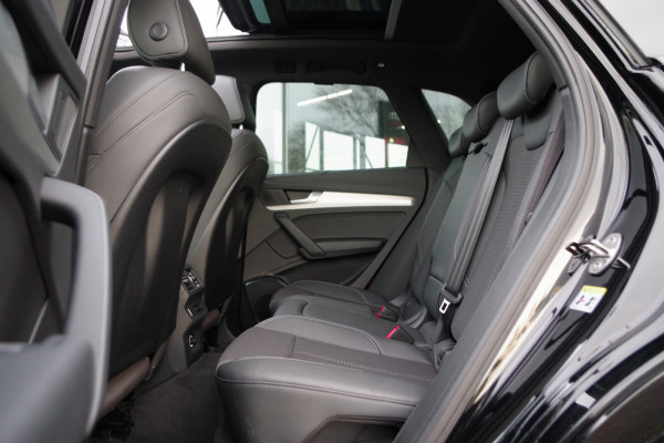 Audi Q5 55 TFSI e 367 PK Quattro Competition PHEV, Panoramadak, Camera, 21" LM