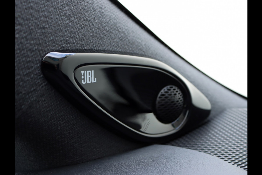 Toyota Corolla Touring Sports 2.0 Hybrid GR-Sport Plus | Panoramadak | JBL Audio | Head-up