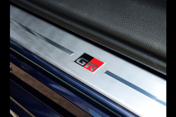 Toyota Corolla Touring Sports 2.0 Hybrid GR-Sport Plus | Panoramadak | JBL Audio | Head-up