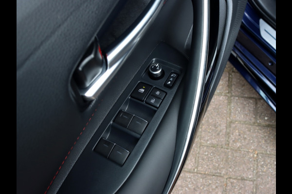 Toyota Corolla Touring Sports 2.0 Hybrid GR-Sport Plus | Panoramadak | JBL Audio | Head-up