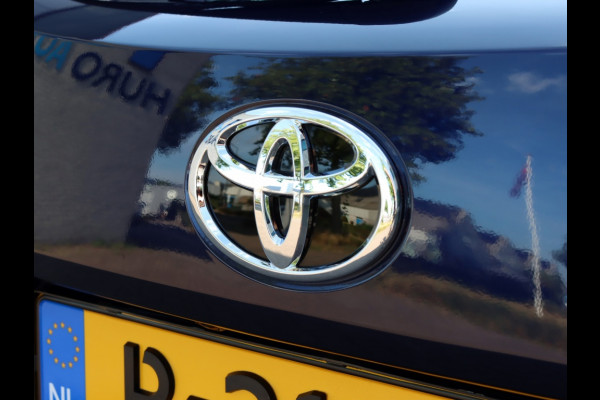 Toyota Corolla Touring Sports 2.0 Hybrid GR-Sport Plus | Panoramadak | JBL Audio | Head-up