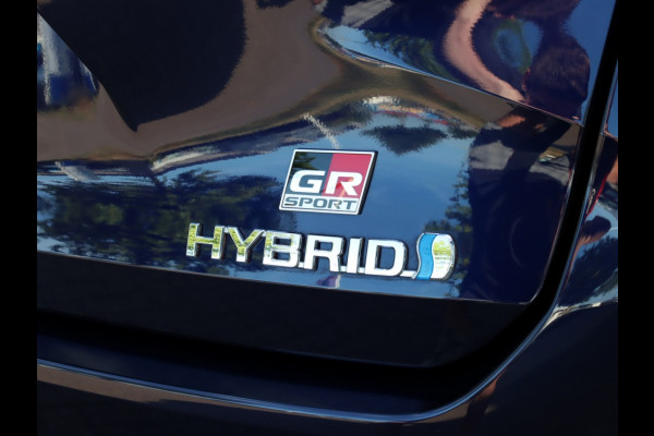 Toyota Corolla Touring Sports 2.0 Hybrid GR-Sport Plus | Panoramadak | JBL Audio | Head-up