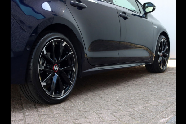 Toyota Corolla Touring Sports 2.0 Hybrid GR-Sport Plus | Panoramadak | JBL Audio | Head-up