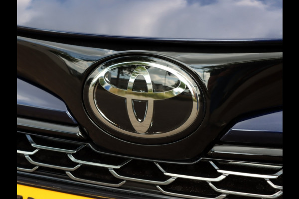 Toyota Corolla Touring Sports 2.0 Hybrid GR-Sport Plus | Panoramadak | JBL Audio | Head-up