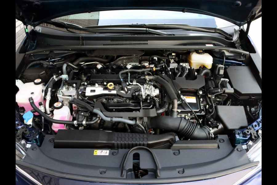 Toyota Corolla Touring Sports 2.0 Hybrid GR-Sport Plus | Panoramadak | JBL Audio | Head-up