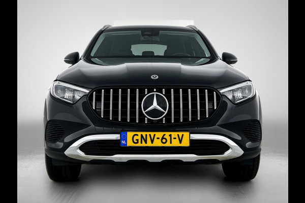 Mercedes-Benz GLC 300 e 4MATIC Luxury Line Lichtmetalen velgen | Navigatie | Parking support met camera achter | stuur verwarming |memory stoelen| Inclusief 24 maanden MB Certified garantie voor Europa.
