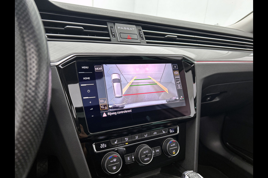 Volkswagen Passat Variant 1.4 TSI PHEV GTE Business R-LINE (VOLL!, Pano, Massage , Dynaudio, Camera, Head-up, Stoel+StuurV, Etc)