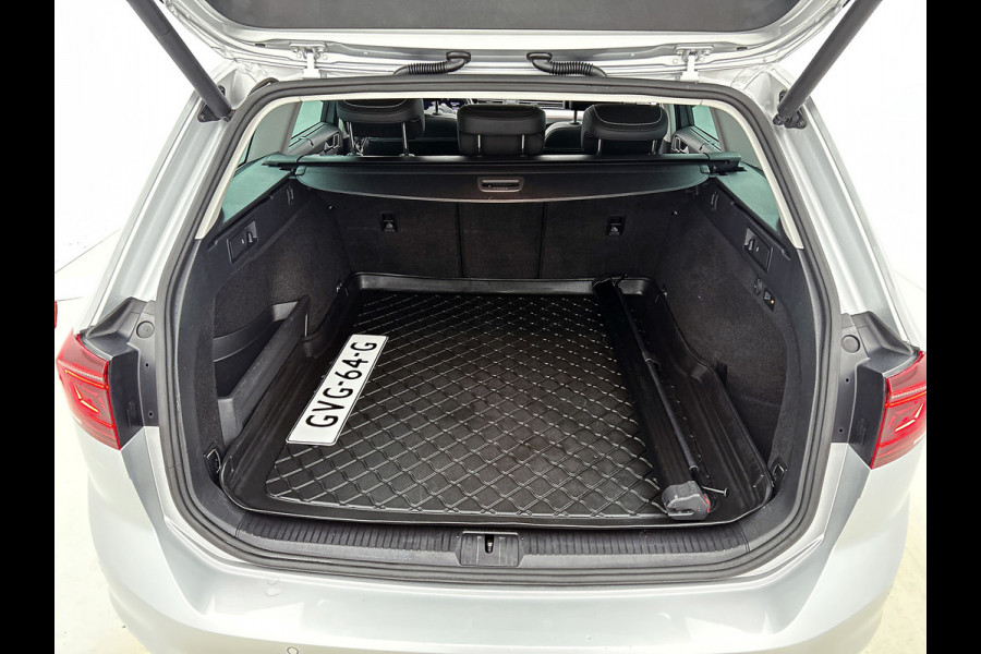 Volkswagen Passat Variant 1.4 TSI PHEV GTE Business R-LINE (VOLL!, Pano, Massage , Dynaudio, Camera, Head-up, Stoel+StuurV, Etc)