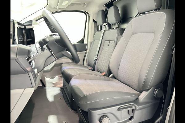 Ford E-Transit Cust. 340 L2H1 Sport 65 kWh Camera | Navi | Nieuw!  Trekhaak!
