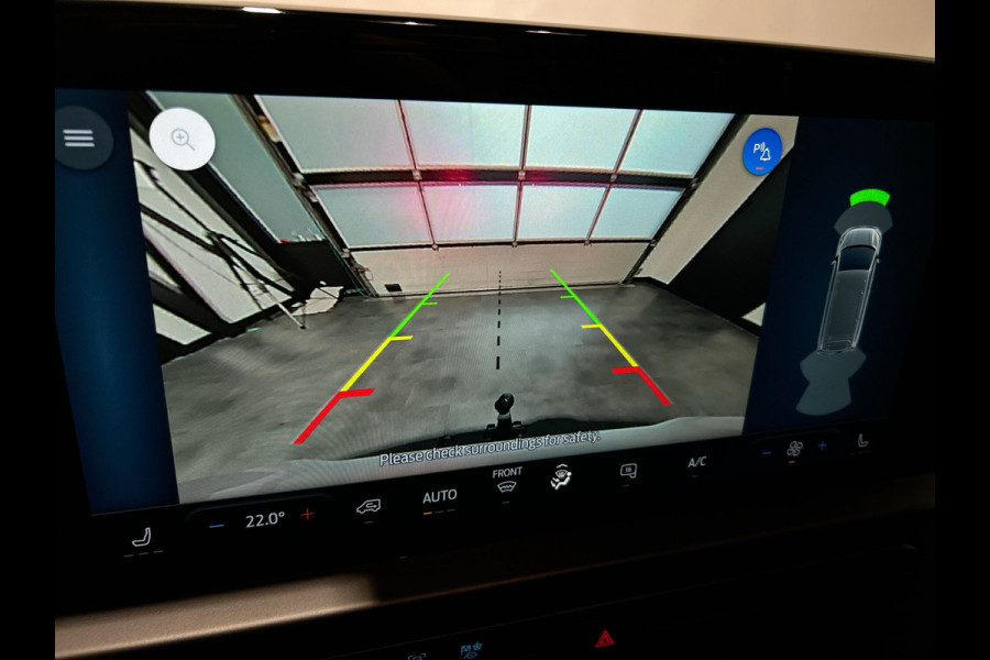 Ford E-Transit Cust. 340 L2H1 Sport 65 kWh Camera | Navi | Nieuw!  Trekhaak!