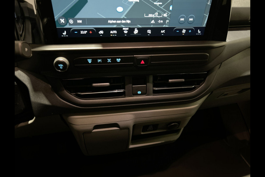 Ford E-Transit Cust. 340 L2H1 Sport 65 kWh Camera | Navi | Nieuw!  Trekhaak!