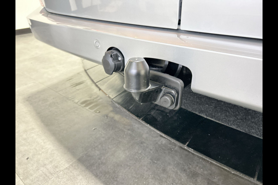 Ford E-Transit Cust. 340 L2H1 Sport 65 kWh Camera | Navi | Nieuw!  Trekhaak!