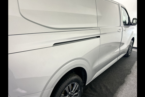 Ford E-Transit Cust. 340 L2H1 Sport 65 kWh Camera | Navi | Nieuw!  Trekhaak!