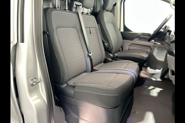 Ford E-Transit Cust. 340 L2H1 Sport 65 kWh Camera | Navi | Nieuw!  Trekhaak!