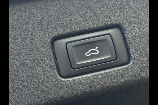 Audi Q4 e-tron 40 S 300 pk edition 77 kWh, SOH 92,5 %, 1 e eigenaar, 2 X S line, 21 ", Electrische trekhaak, NL auto met nap