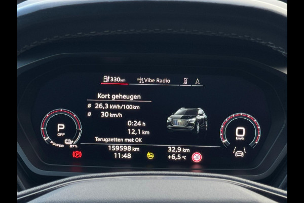 Audi Q4 e-tron 40 S 300 pk edition 77 kWh, SOH 92,5 %, 1 e eigenaar, 2 X S line, 21 ", Electrische trekhaak, NL auto met nap