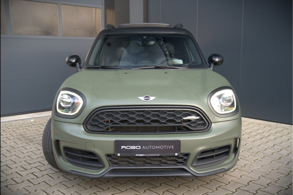MINI Countryman 2.0 John Cooper Works ALL4 Chili | 232 pk | Panoramadak | Harman Kardon | Head-Up Display | Keyless | Cruise Control | Stoelverwarming | Ambiance Verlichting | Camera | Navigatie | JCW