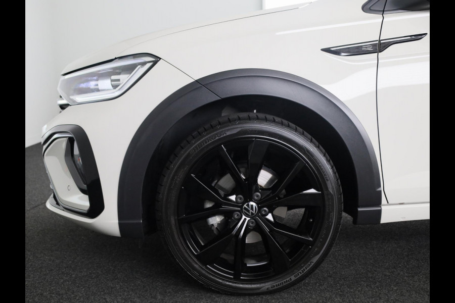 Volkswagen Taigo 1.5 TSI R-Line 150 PK DSG (Automaat) | Panorama dak | Black Style pakket | Trekhaak | Parkeer camera | Stoelverwarming |