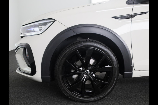 Volkswagen Taigo 1.5 TSI R-Line 150 PK DSG (Automaat) | Panorama dak | Black Style pakket | Trekhaak | Parkeer camera | Stoelverwarming |