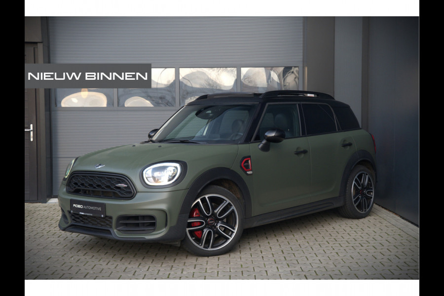 MINI Countryman 2.0 John Cooper Works ALL4 Chili | 232 pk | Panoramadak | Harman Kardon | Head-Up Display | Keyless | Cruise Control | Stoelverwarming | Ambiance Verlichting | Camera | Navigatie | JCW