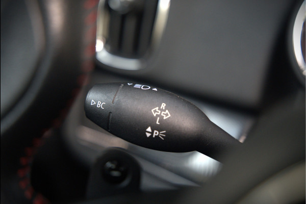 MINI Countryman 2.0 John Cooper Works ALL4 Chili | 232 pk | Panoramadak | Harman Kardon | Head-Up Display | Keyless | Cruise Control | Stoelverwarming | Ambiance Verlichting | Camera | Navigatie | JCW