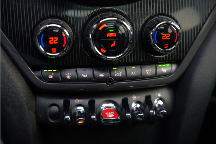 MINI Countryman 2.0 John Cooper Works ALL4 Chili | 232 pk | Panoramadak | Harman Kardon | Head-Up Display | Keyless | Cruise Control | Stoelverwarming | Ambiance Verlichting | Camera | Navigatie | JCW