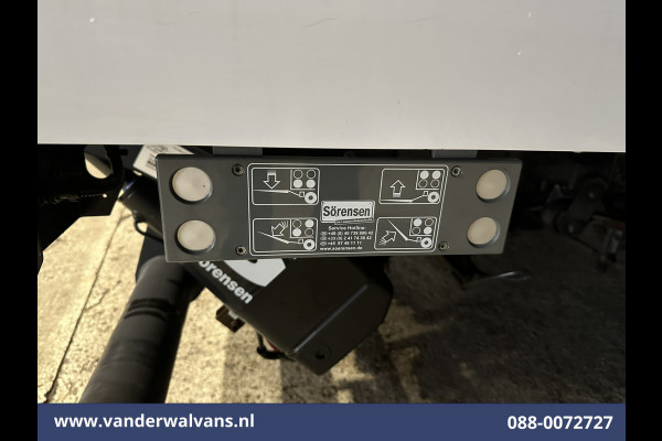 Iveco Daily 35C16H 157pk Bakwagen Dubbel Lucht Laadklep Euro6 Airco | 910kg laadvermogen Bijrijdersbank
