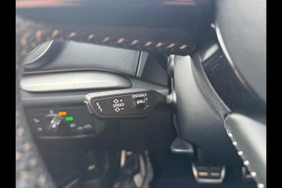 Audi A3 Sportback 40 e-tron S Line Virtual B&O Keyless Led Leder