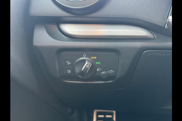 Audi A3 Sportback 40 e-tron S Line Virtual B&O Keyless Led Leder