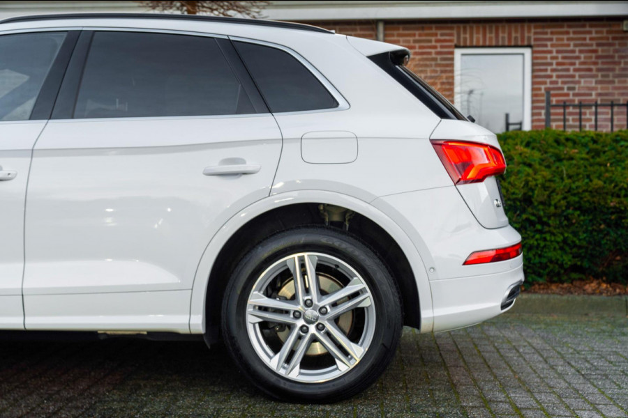 Audi Q5 50 TFSI e Quattro S Edition 2x S-Line Adaptive Trekhaak B&O Ambiance 360 Camera 19''