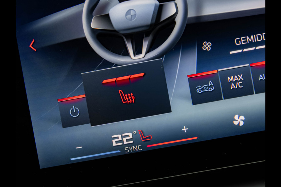 BMW 1-serie M135 xDrive - Pano - Driving Ass - Harman Kardon - Camera