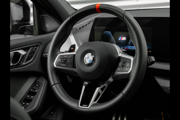 BMW 1-serie M135 xDrive - Pano - Driving Ass - Harman Kardon - Camera