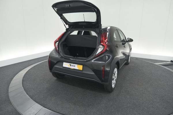 Toyota Aygo X 1.0 VVT-i MT Play | Camera | Apple Carplay | NL Auto | 100% Dealer Onderhouden