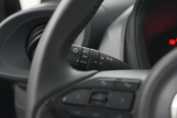 Toyota Aygo X 1.0 VVT-i MT Play | Camera | Apple Carplay | NL Auto | 100% Dealer Onderhouden