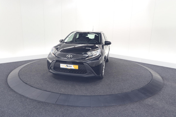 Toyota Aygo X 1.0 VVT-i MT Play | Camera | Apple Carplay | NL Auto | 100% Dealer Onderhouden
