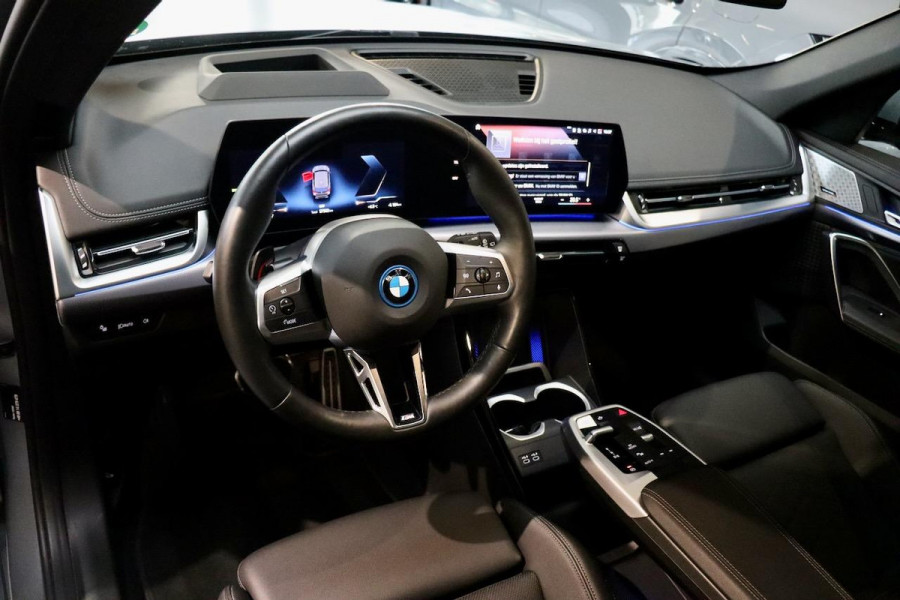 BMW iX1 xDrive30 Launch Ed M Sport|Frozen|PANO|MASSAGE