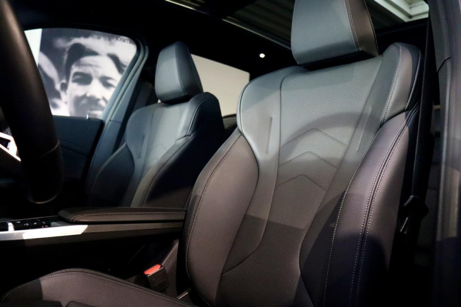 BMW iX1 xDrive30 Launch Ed M Sport|Frozen|PANO|MASSAGE