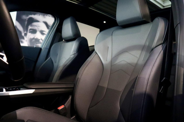 BMW iX1 xDrive30 Launch Ed M Sport|Frozen|PANO|MASSAGE