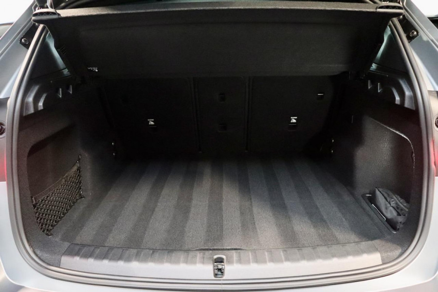 BMW iX1 xDrive30 Launch Ed M Sport|Frozen|PANO|MASSAGE