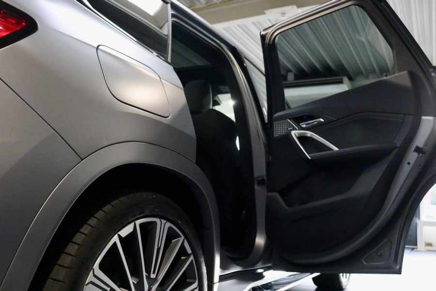 BMW iX1 xDrive30 Launch Ed M Sport|Frozen|PANO|MASSAGE